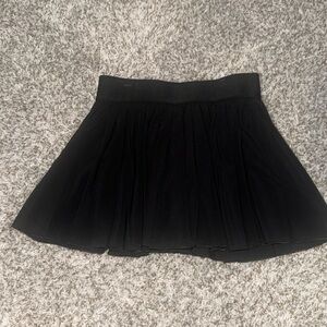 ARITZIA ACTIVEWEAR MINI SKIRT